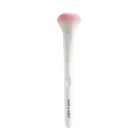 Wet n wild powder brush powder brush